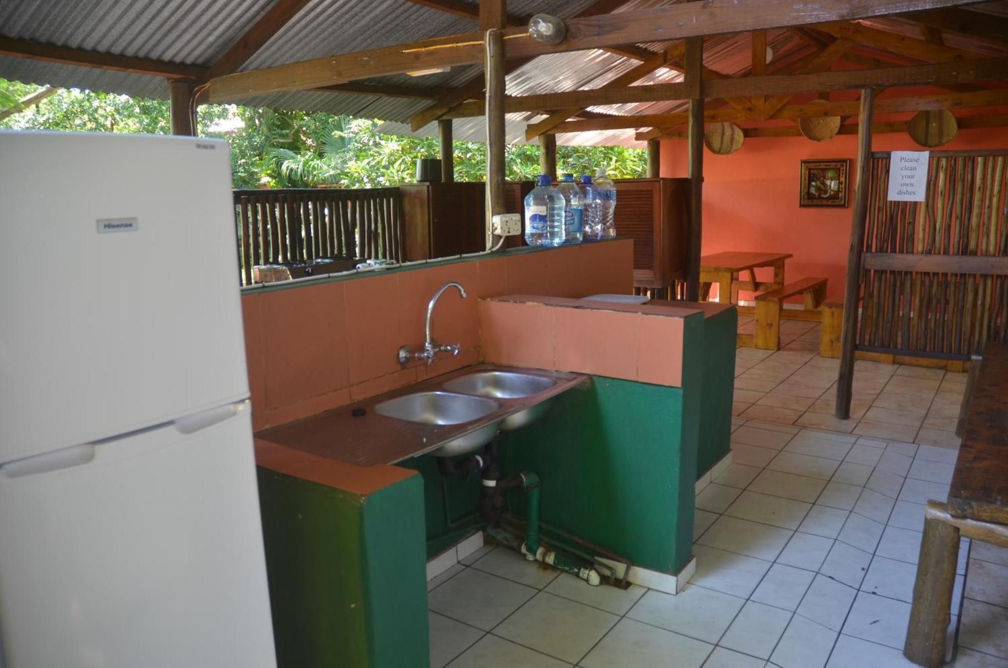 Bushbaby Lodge & Camping Hluhluwe Ruang foto